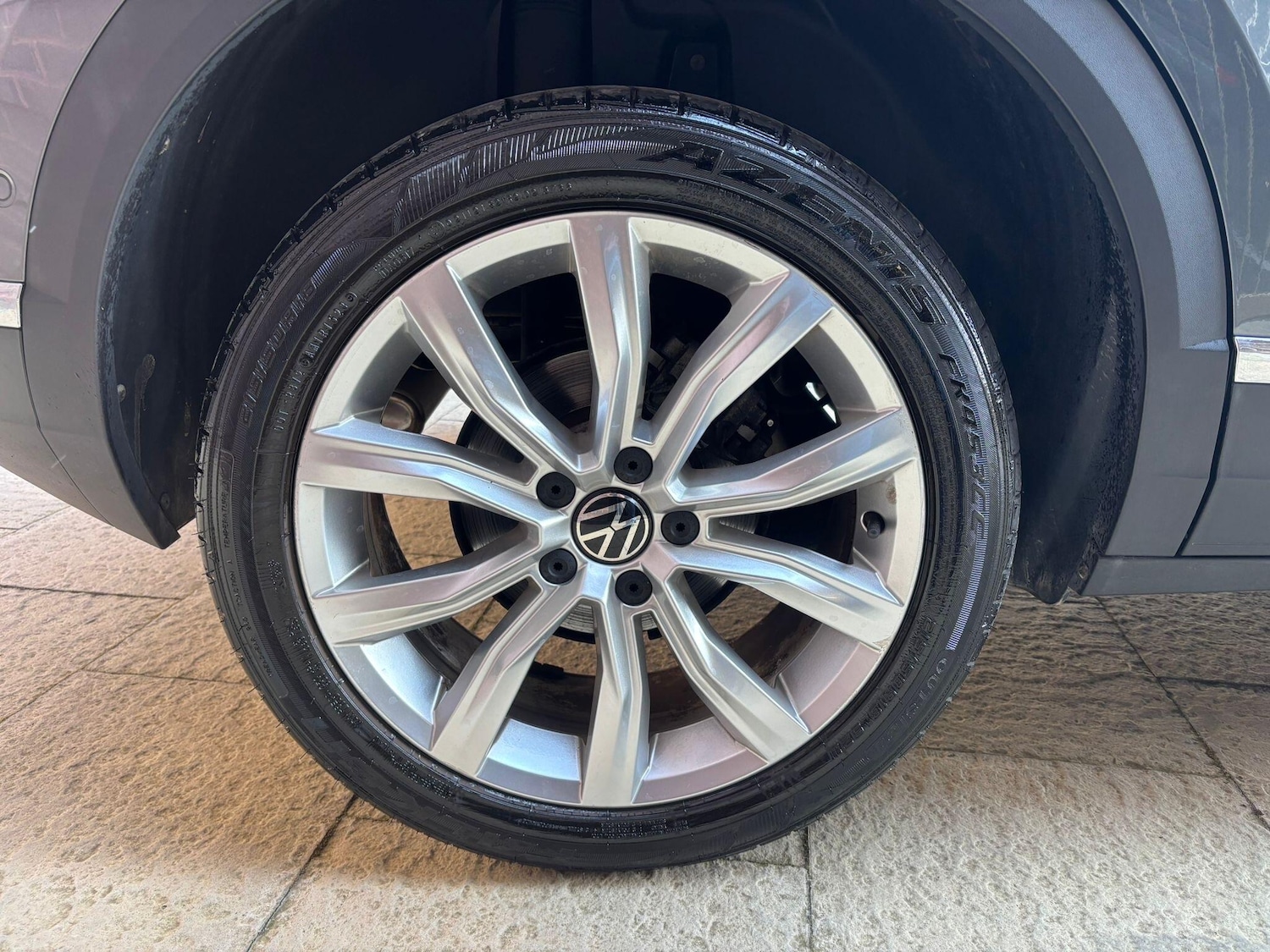 Used Volkswagen T-Roc for sale - 77957880: Photo 39