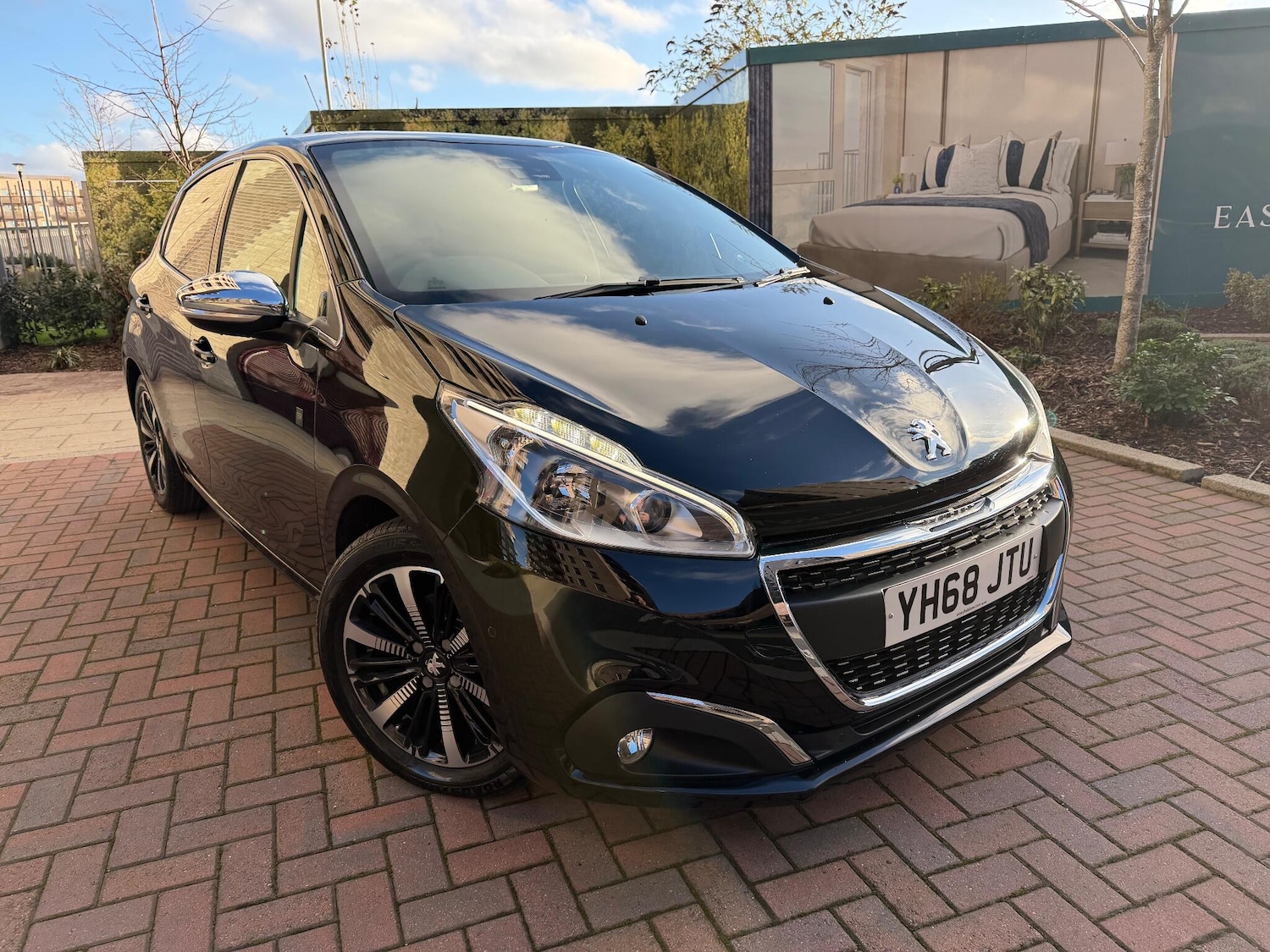 Used Peugeot 208 2018 for sale - 76913094: Photo 12