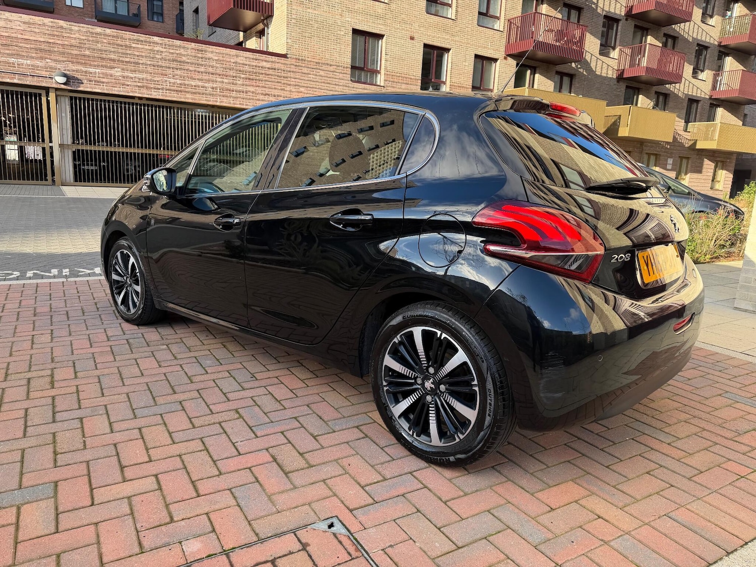 Used Peugeot 208 2018 for sale - 76913094: Photo 18