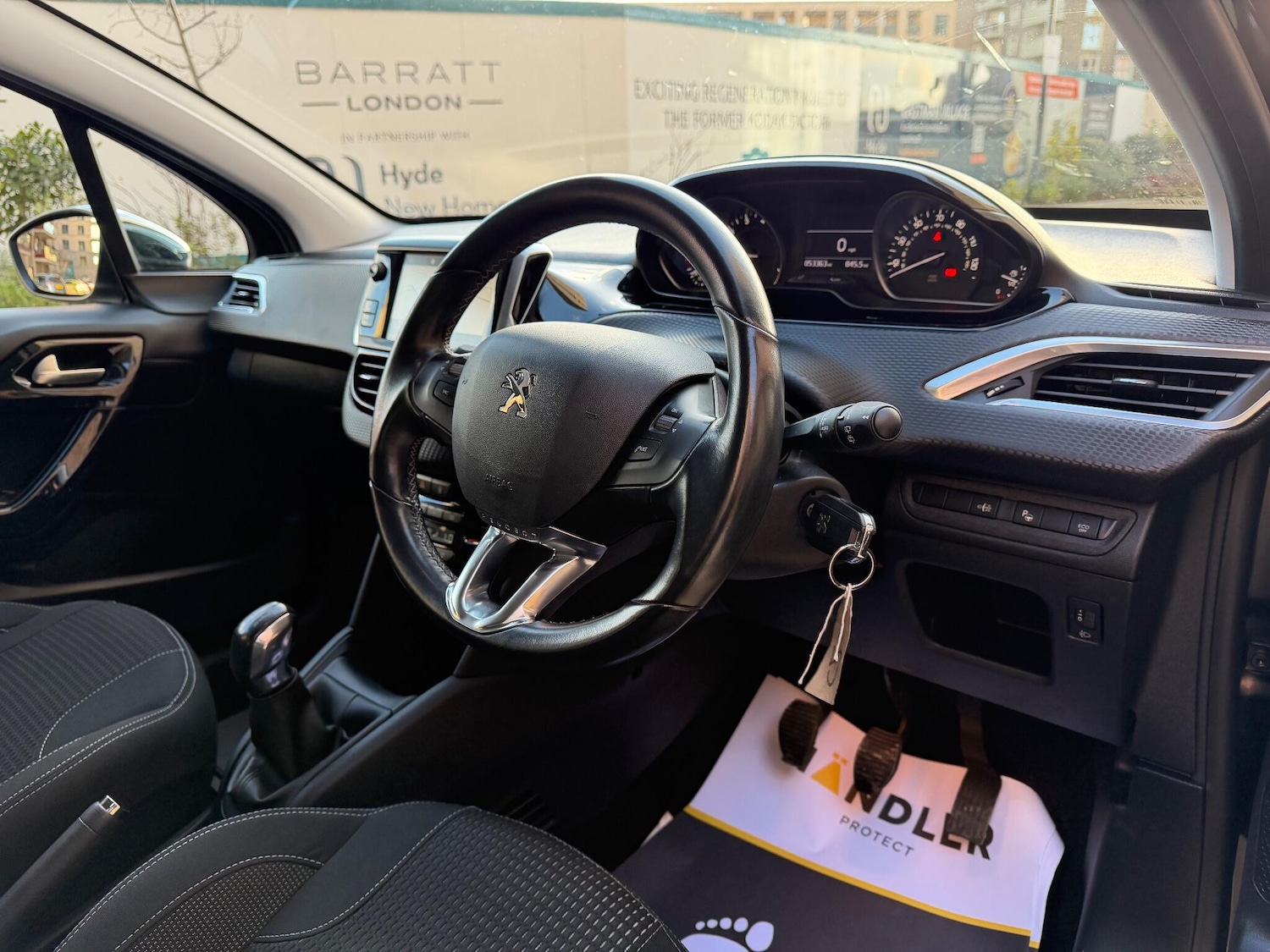 Used Peugeot 208 2018 for sale - 76913094: Photo 23