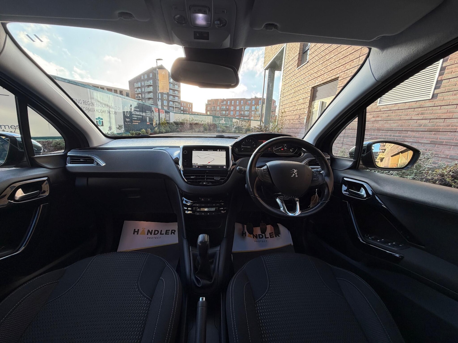 Used Peugeot 208 2018 for sale - 76913094: Photo 25