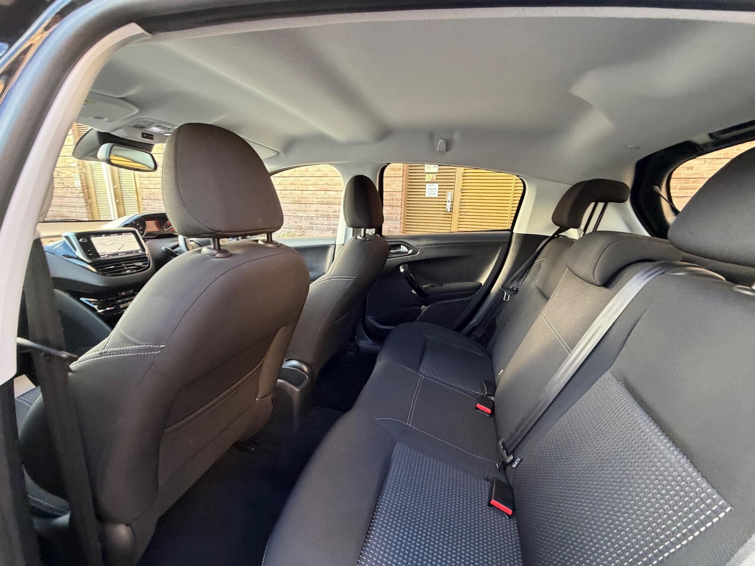 Used Peugeot 208 2018 for sale - 76913094: Photo 30