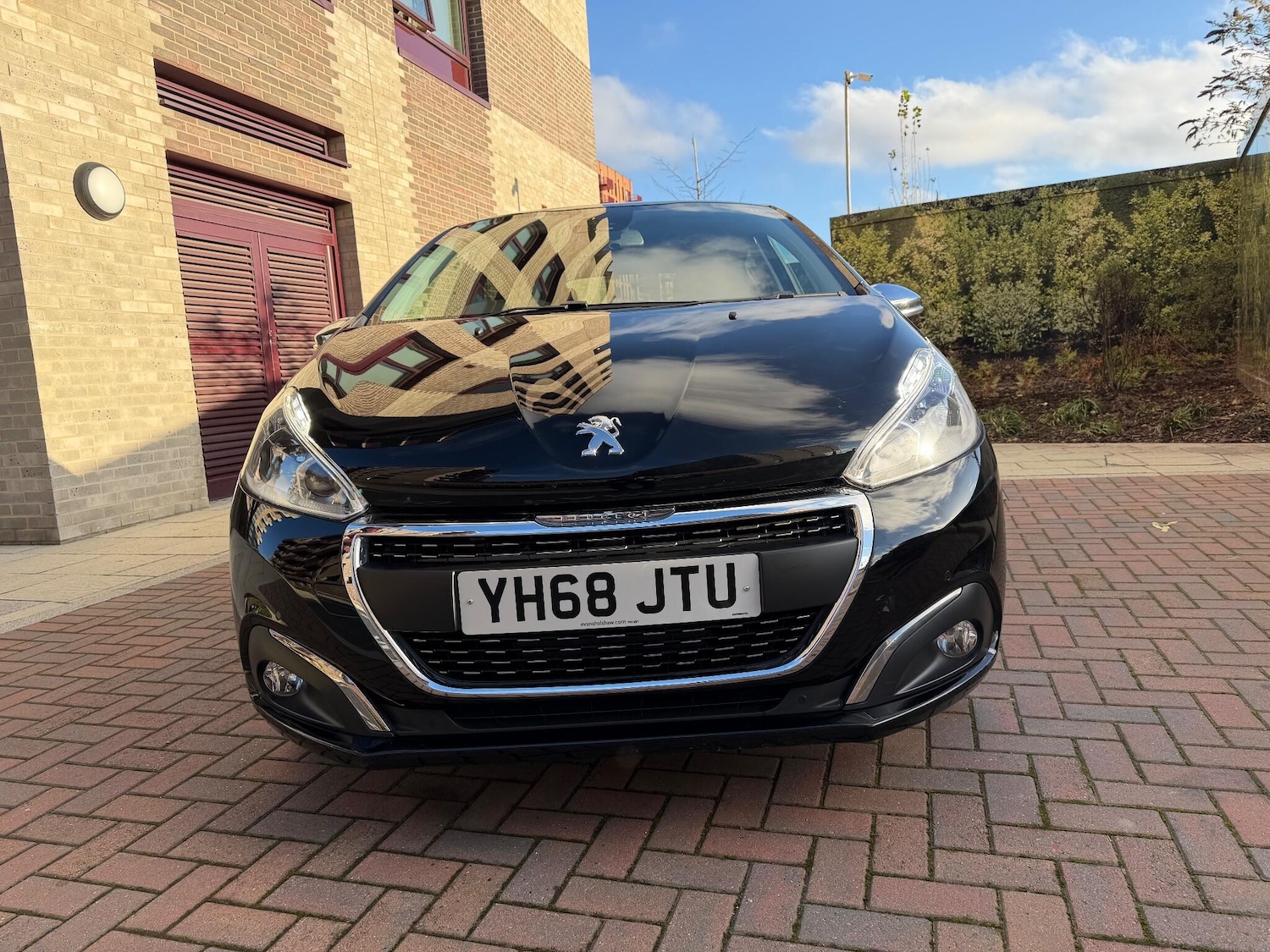 Used Peugeot 208 2018 for sale - 76913094: Photo 6