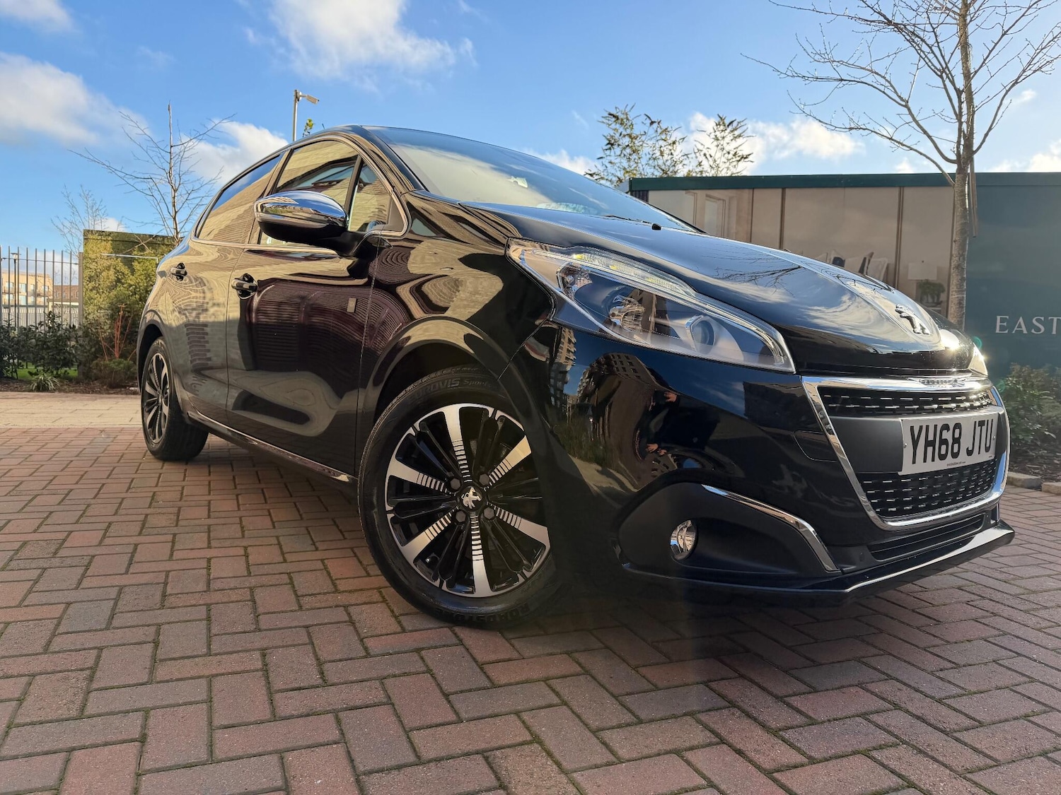 Used Peugeot 208 2018 for sale - 76913094: Photo 7