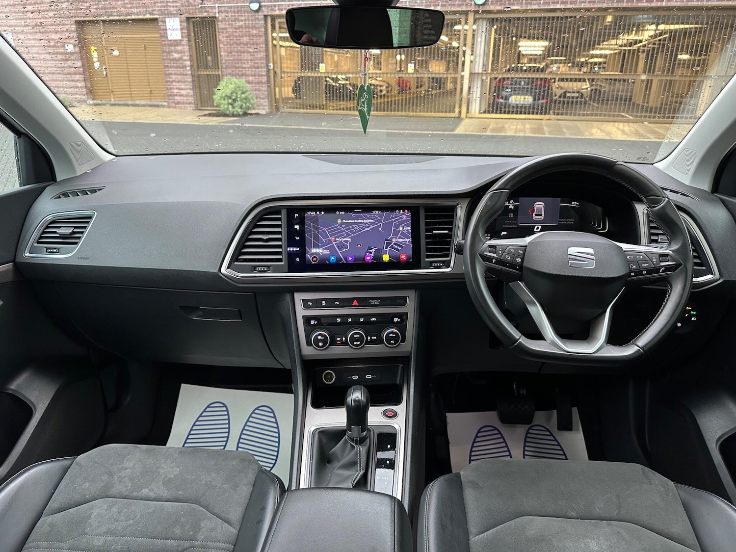 Vehicle 29