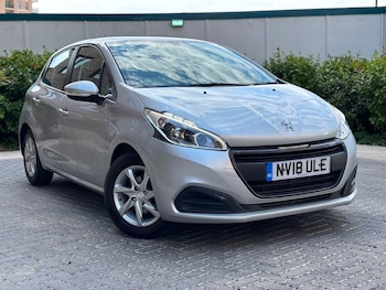 Used Peugeot 208 2018 for sale - 79324627: Photo
