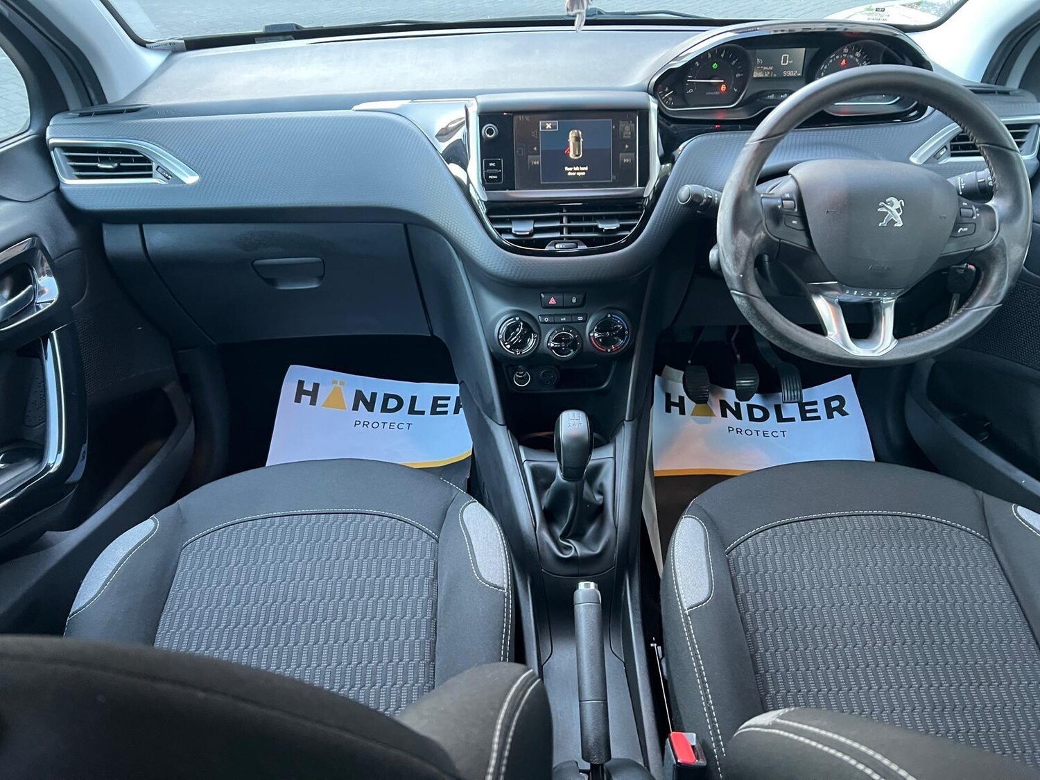 Used Peugeot 208 for sale - 78214717: Photo 24