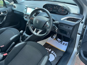 Used Peugeot 208 2016 for sale - 78214717: Photo