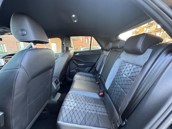 Used Volkswagen T-Roc 2022 for sale - 73177099: Photo 16