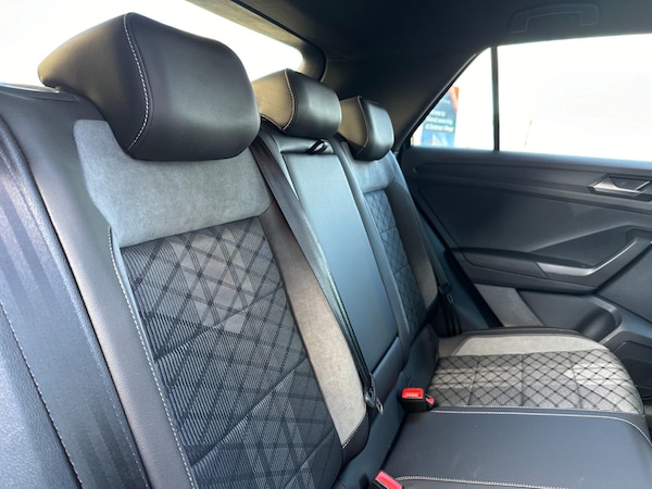 Used Volkswagen T-Roc 2022 for sale - 73177099: Photo 27