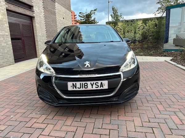 Used Peugeot 208 2018 for sale - 76214420: Photo 17