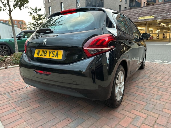 Used Peugeot 208 2018 for sale - 76214420: Photo 21