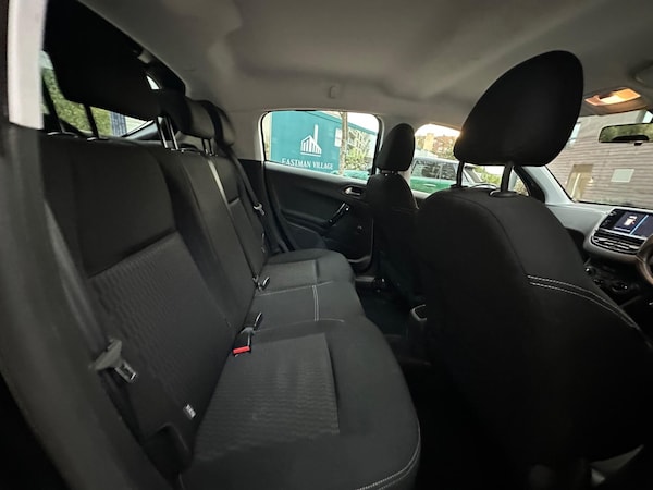 Used Peugeot 208 2018 for sale - 76214420: Photo 34