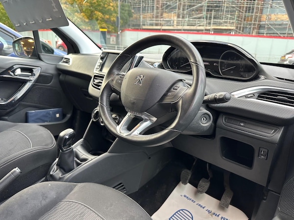 Used Peugeot 208 2018 for sale - 76214420: Photo 40