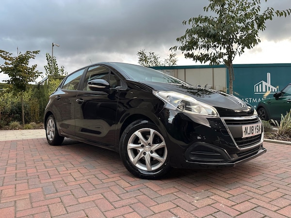 Used Peugeot 208 2018 for sale - 76214420: Photo 8