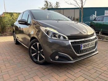 Used Peugeot 208 2019 for sale - 77768806: Photo