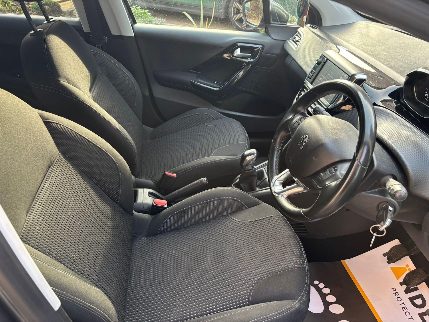 Used Peugeot 208 for sale - 77768806: Photo 43