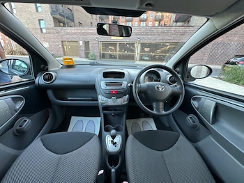 Used Toyota AYGO 2010 for sale - 75687560: Photo