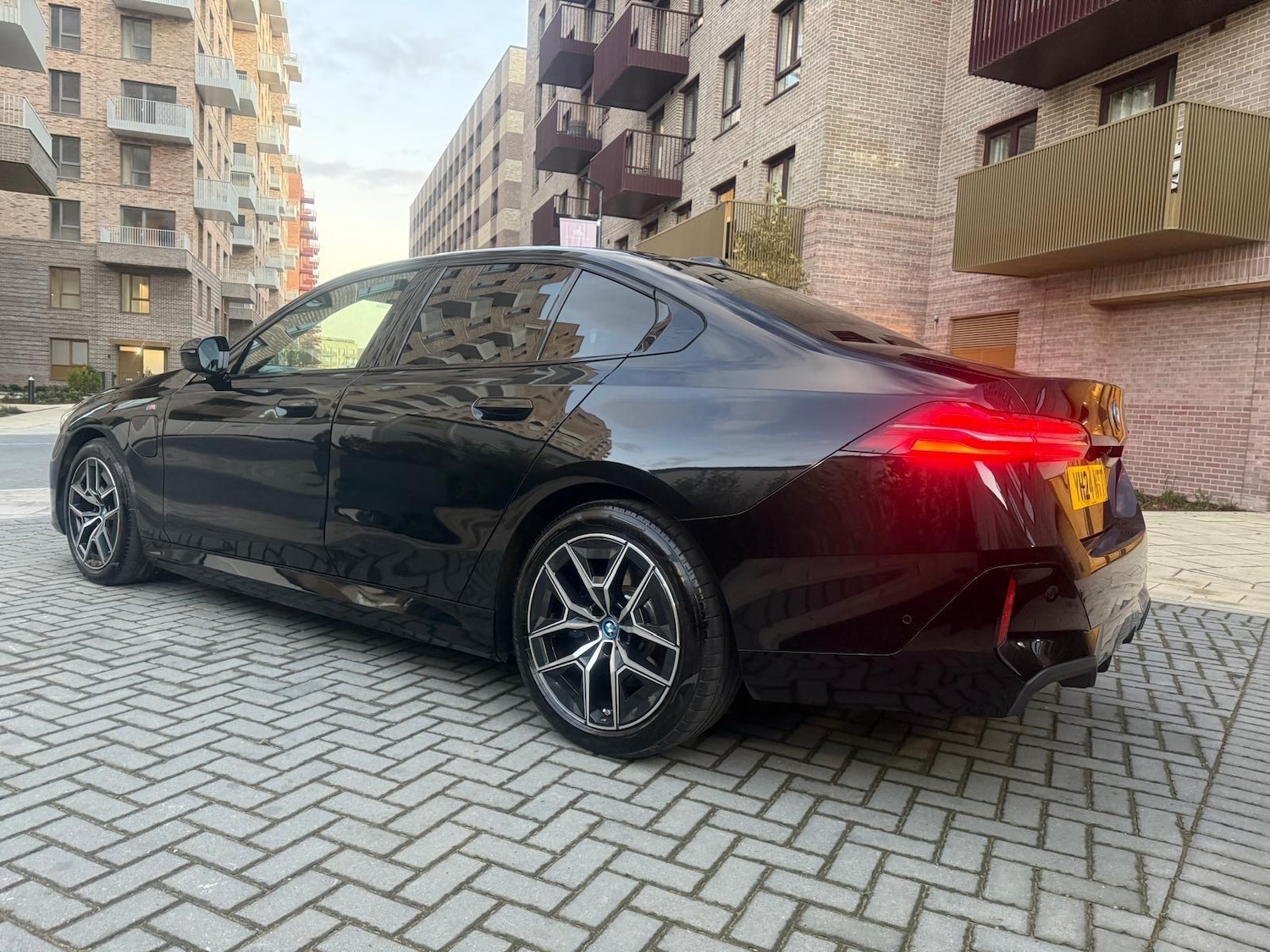 Used BMW 5 Series 2024 for sale - 76549664: Photo 2