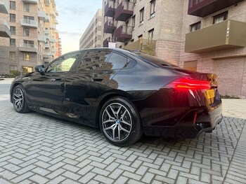 Used BMW 5 Series 2024 for sale - 76549664: Photo