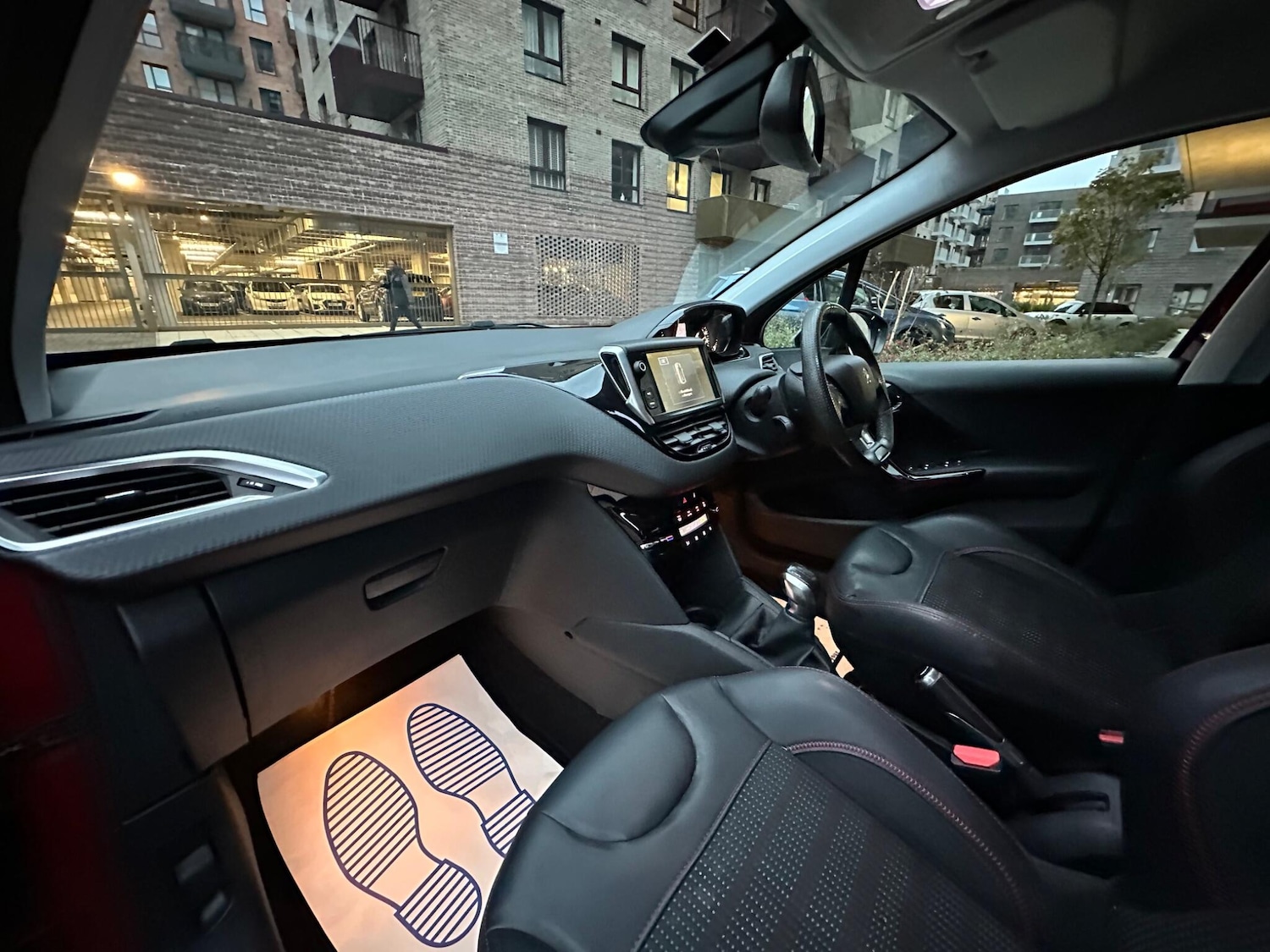 Used Peugeot 208 2016 for sale - 76591982: Photo 18