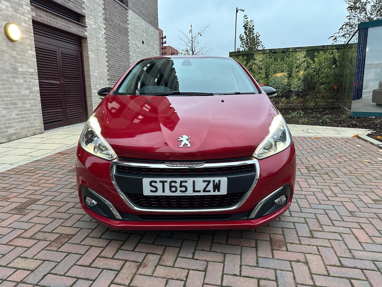 Used Peugeot 208 2016 for sale - 76591982: Photo 6
