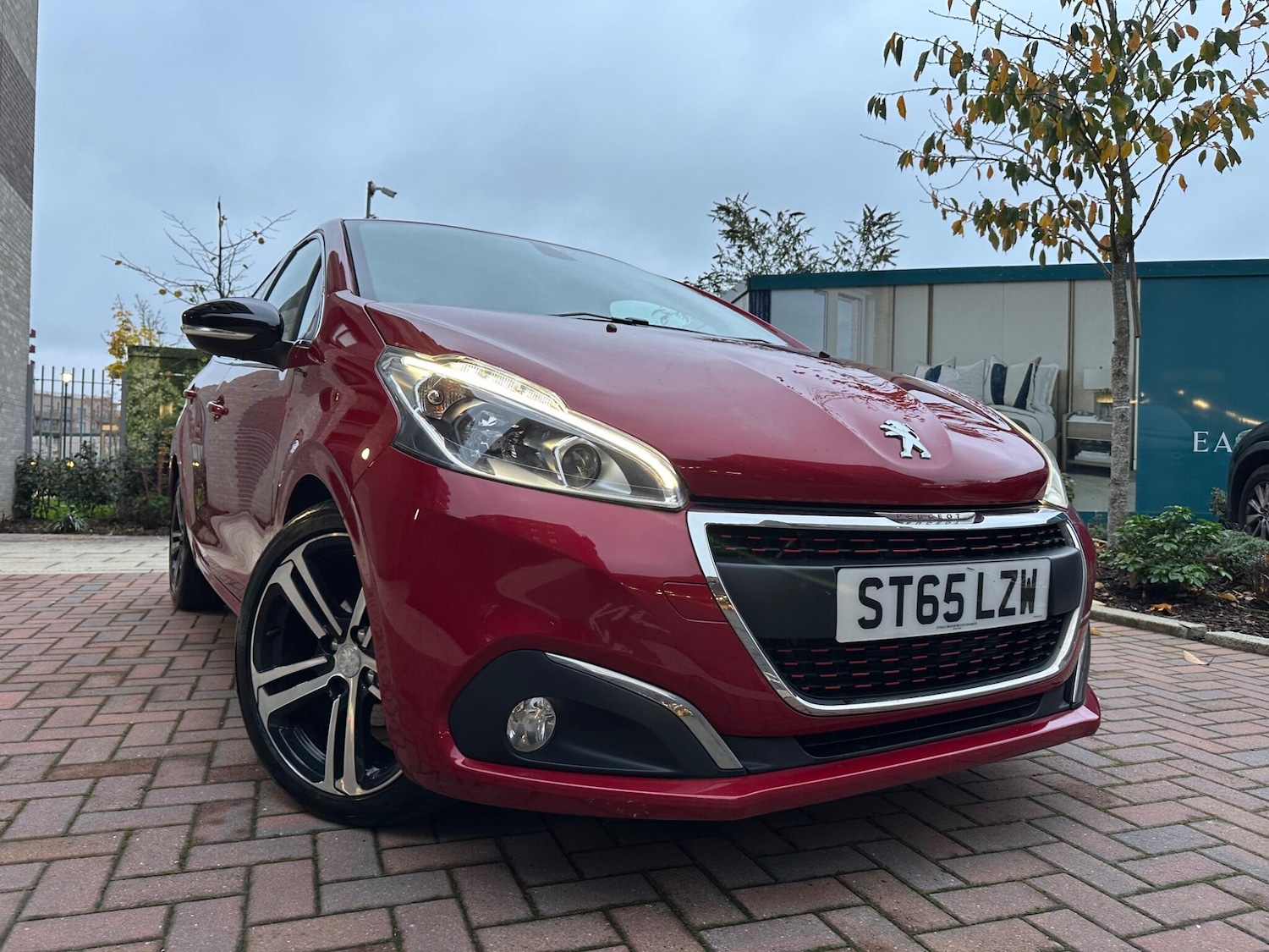 Used Peugeot 208 2016 for sale - 76591982: Photo 9