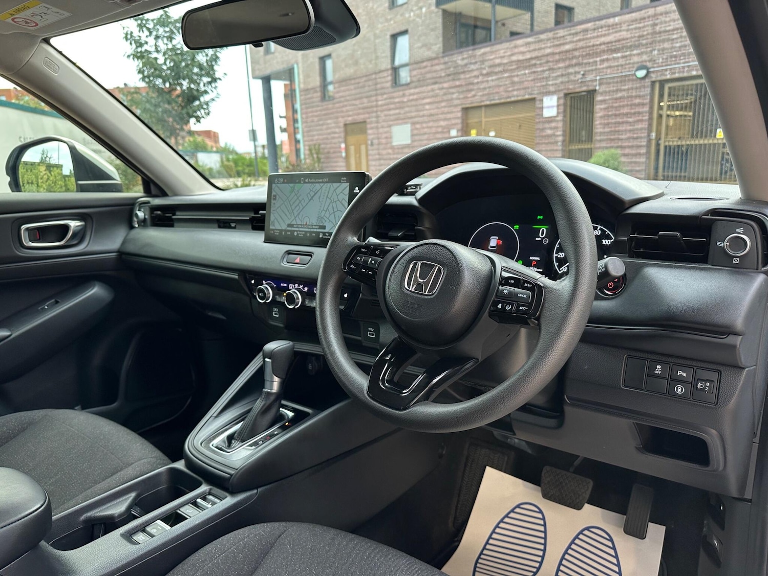 Used Honda HR-V 2024 for sale - 76988019: Photo 27