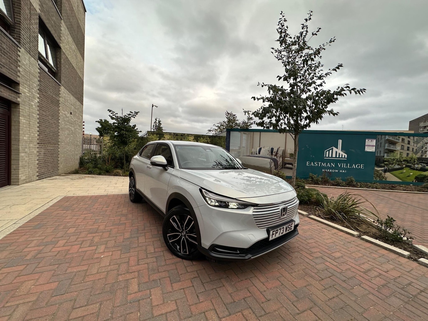 Used Honda HR-V 2024 for sale - 76988019: Photo 3