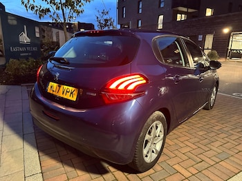 Used Peugeot 208 2017 for sale - 76561278: Photo