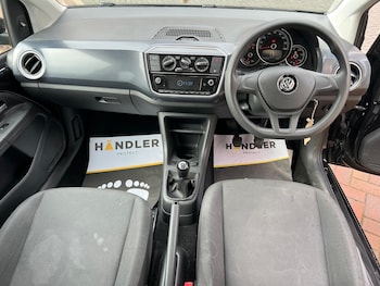 Used Volkswagen up! 2019 for sale - 77524305: Photo