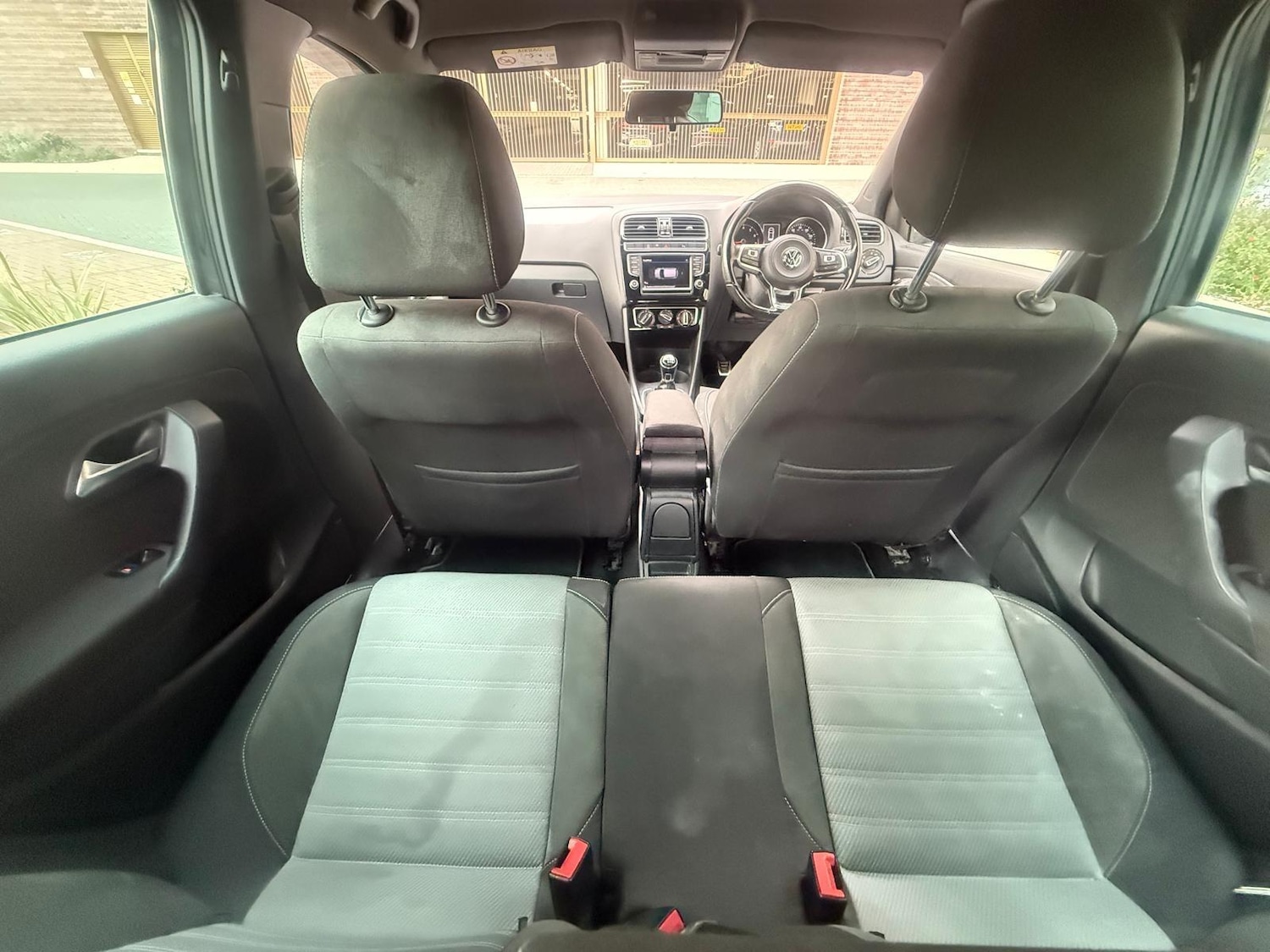 Used Volkswagen Polo 2017 for sale - 76409144: Photo 8