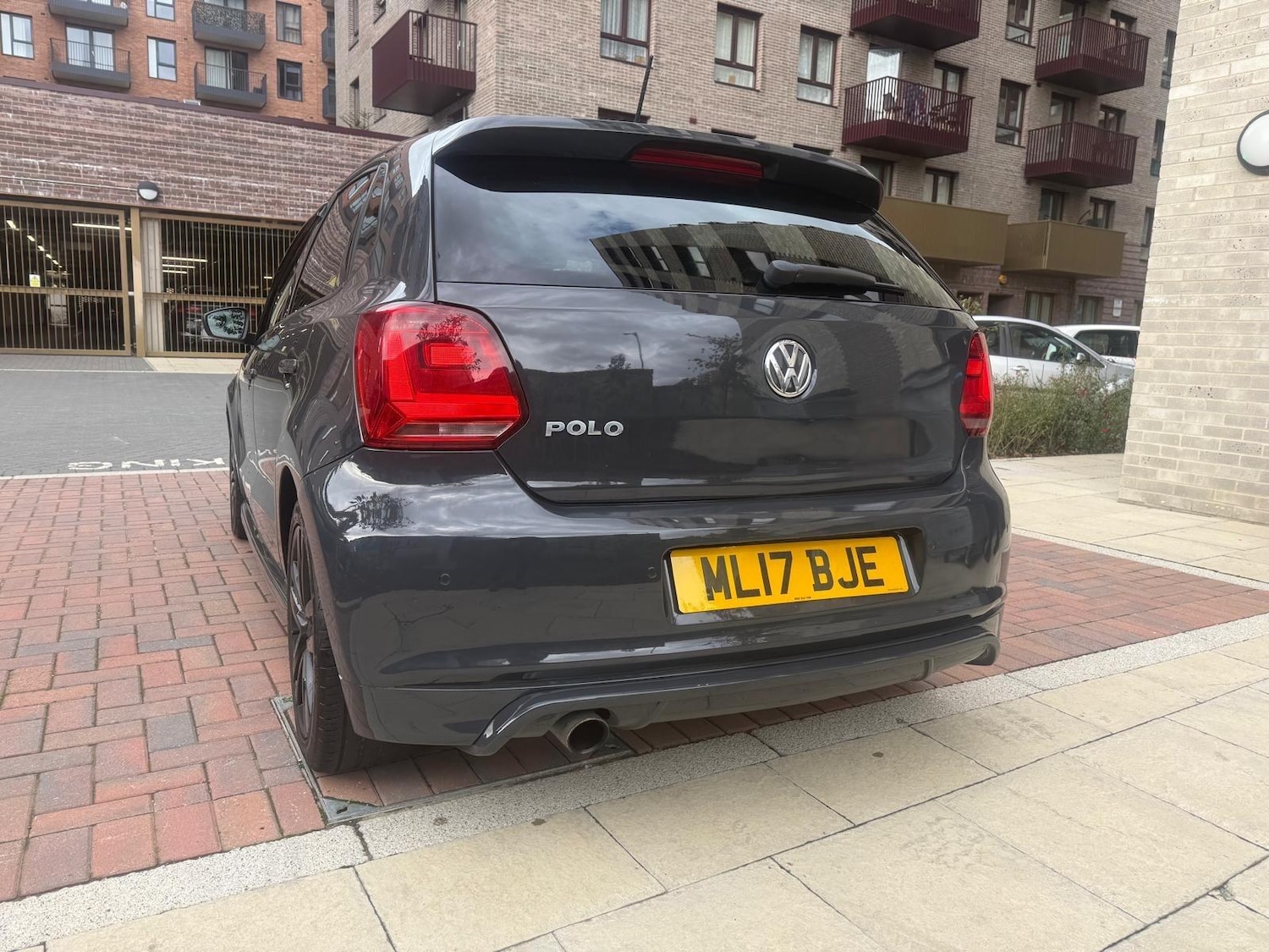 Used Volkswagen Polo 2017 for sale - 76409144: Photo 9