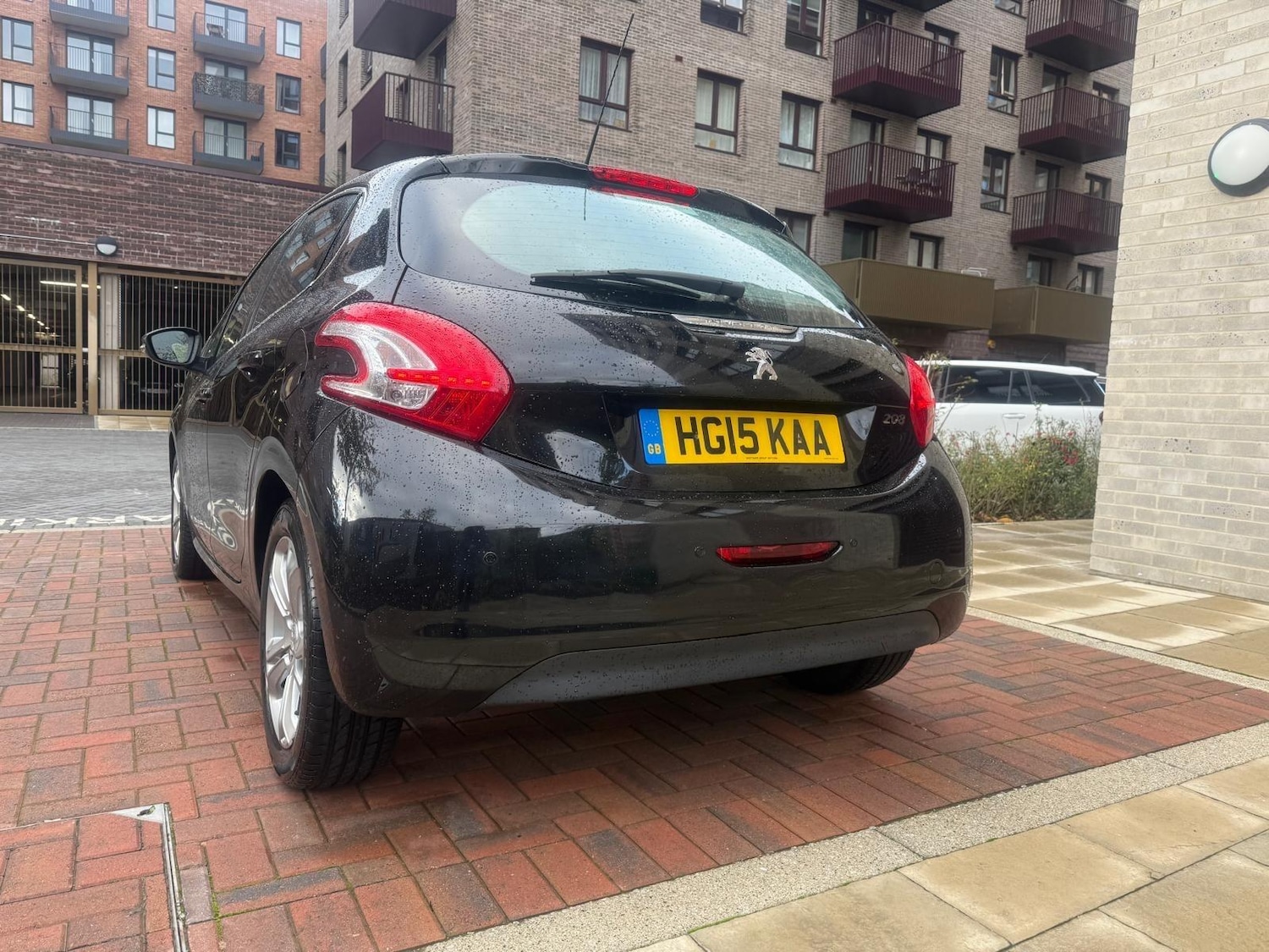 Used Peugeot 208 2015 for sale - 76512039: Photo 12