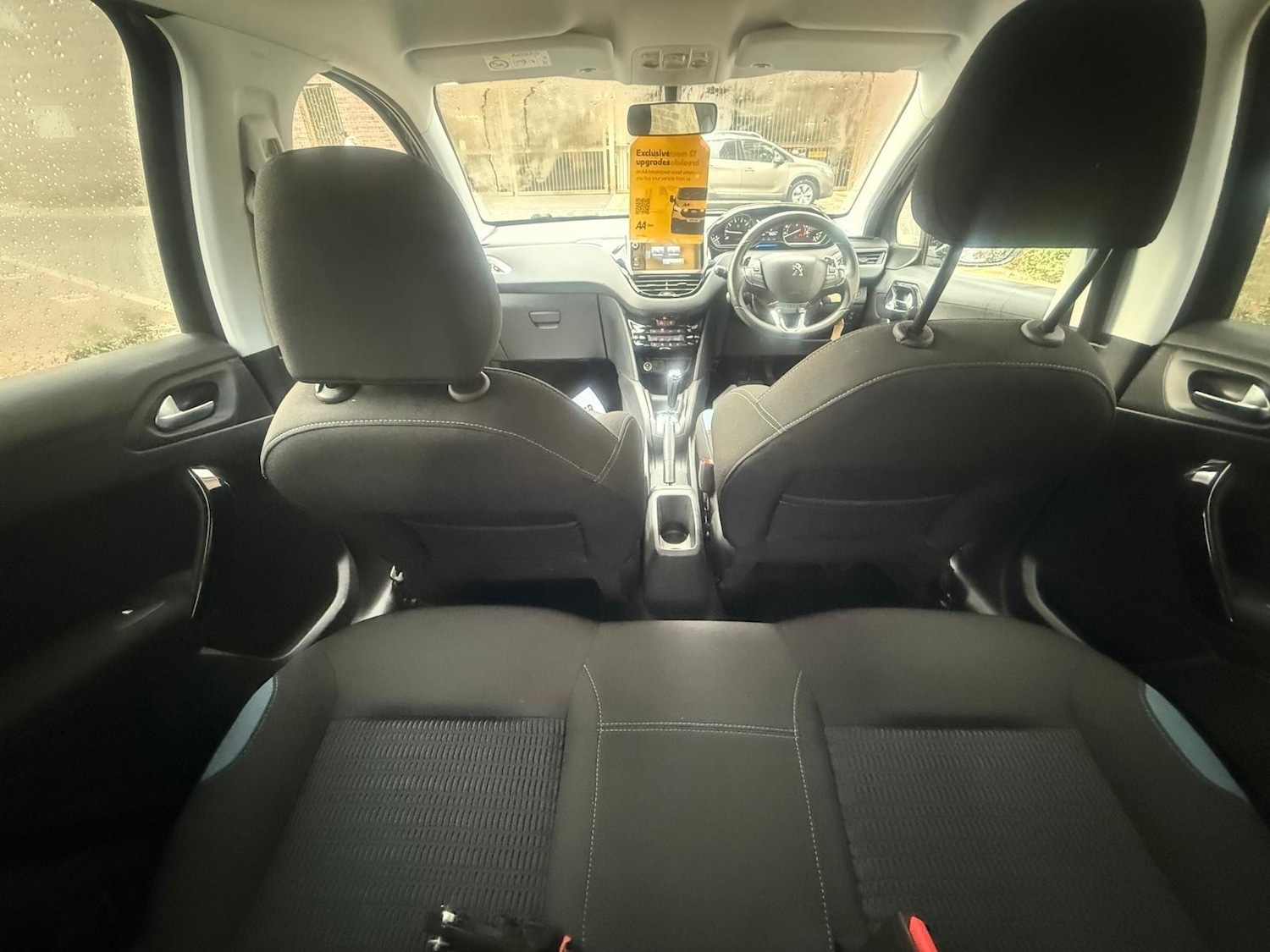 Used Peugeot 208 2015 for sale - 76512039: Photo 15