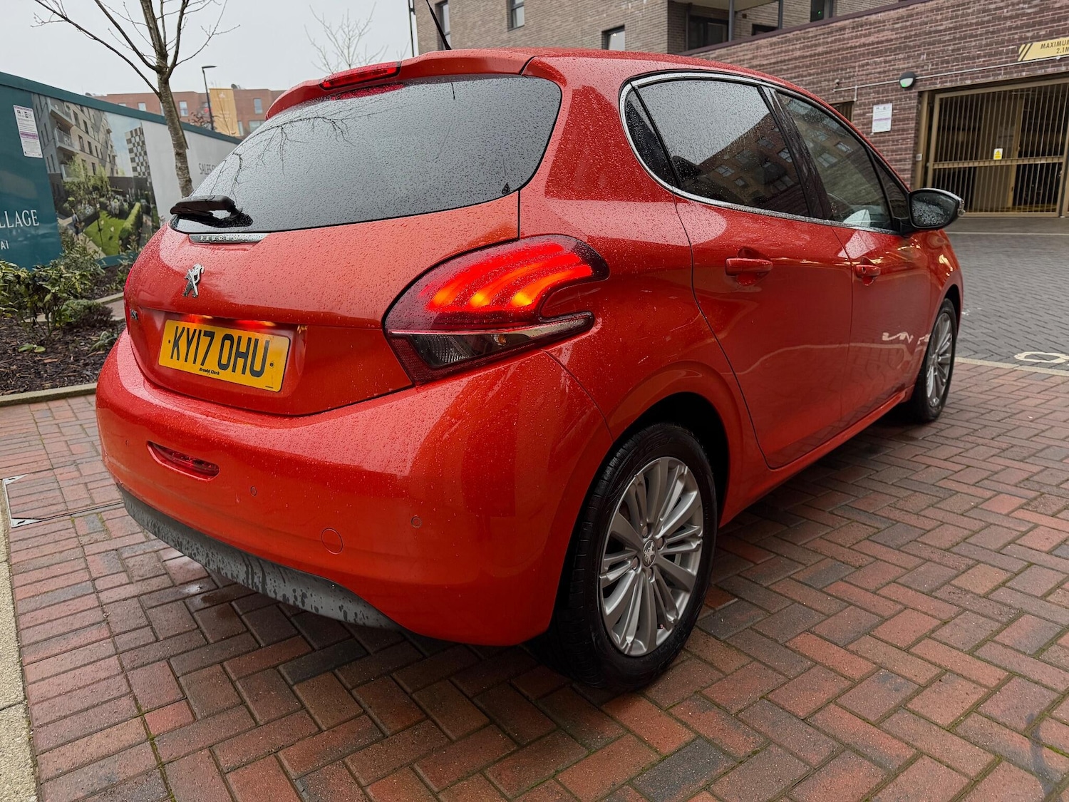 Used Peugeot 208 2017 for sale - 77130635: Photo 19
