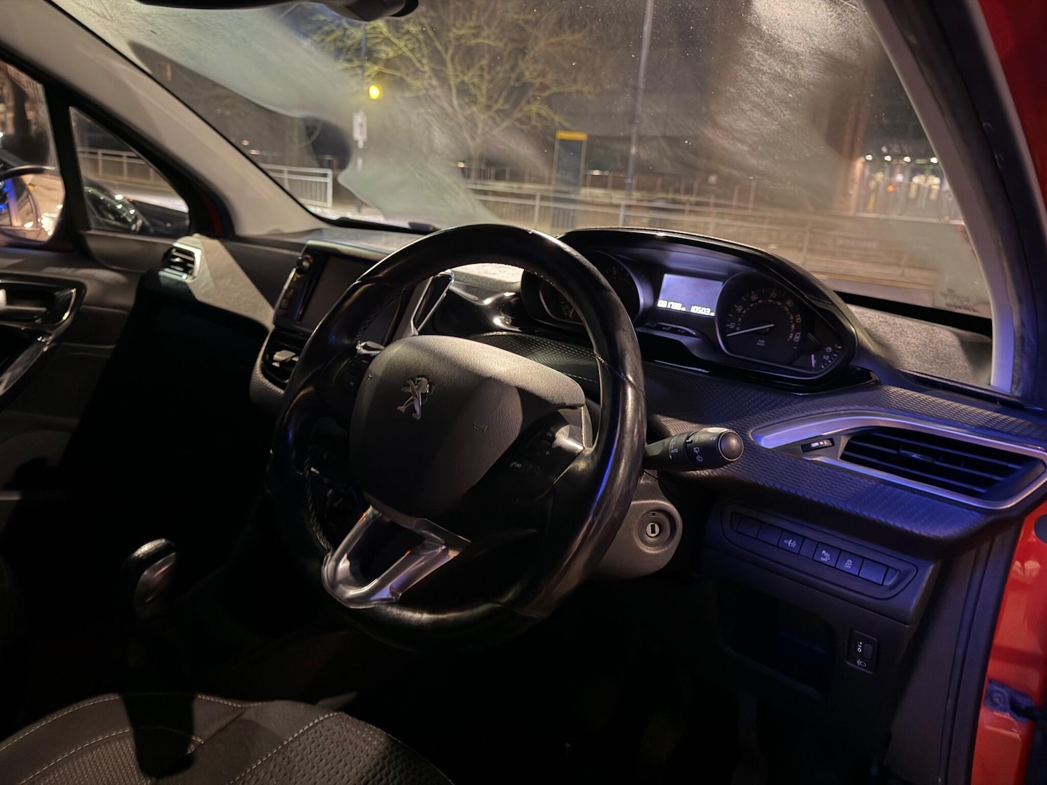 Used Peugeot 208 2017 for sale - 77130635: Photo 20