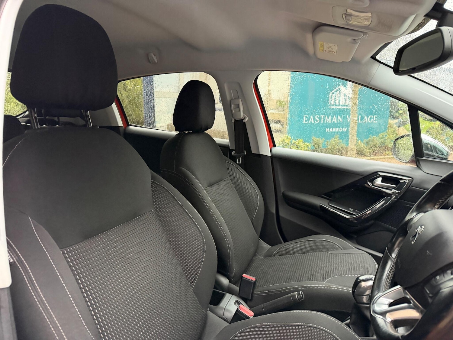 Used Peugeot 208 2017 for sale - 77130635: Photo 25