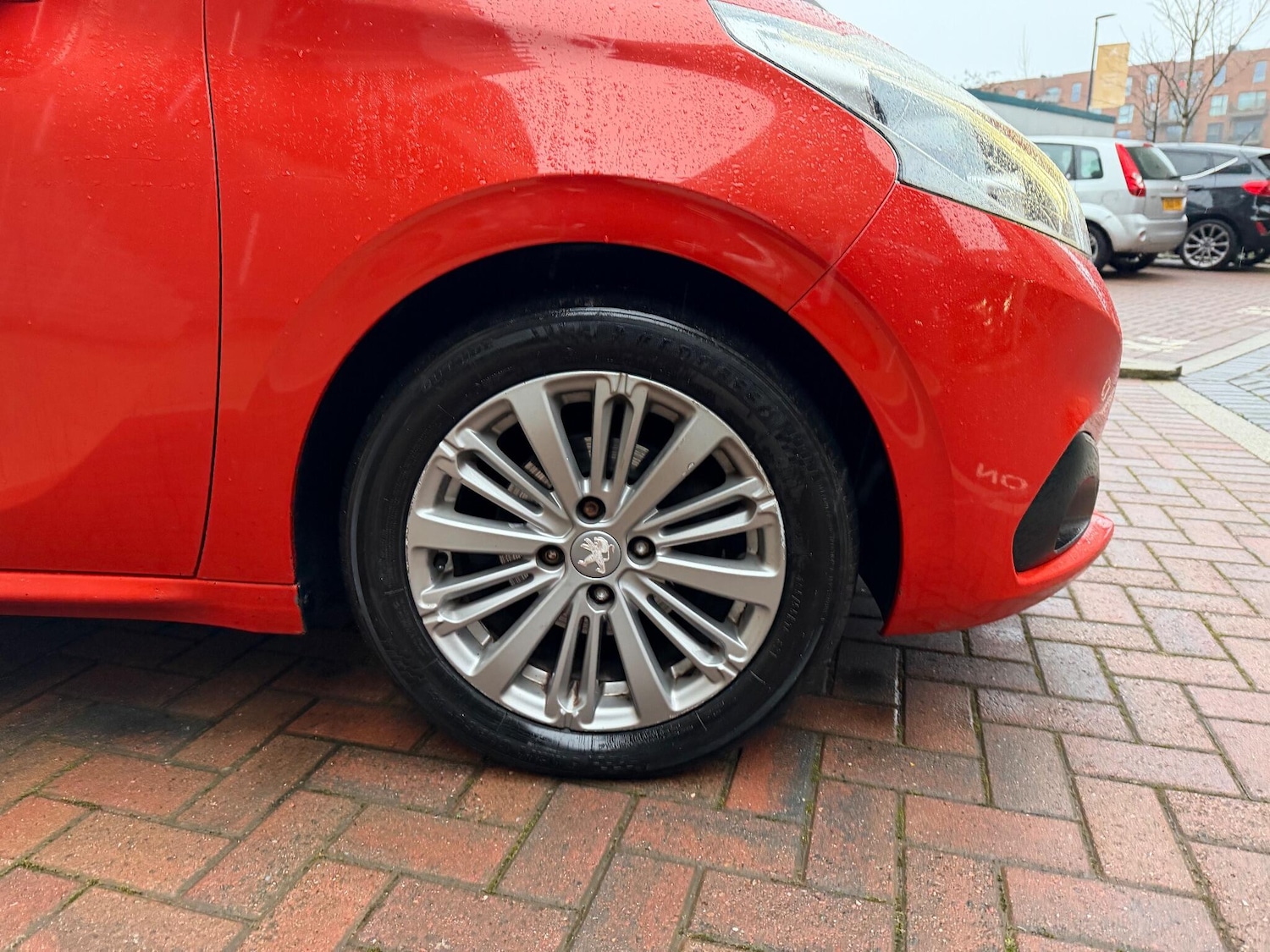 Used Peugeot 208 2017 for sale - 77130635: Photo 30