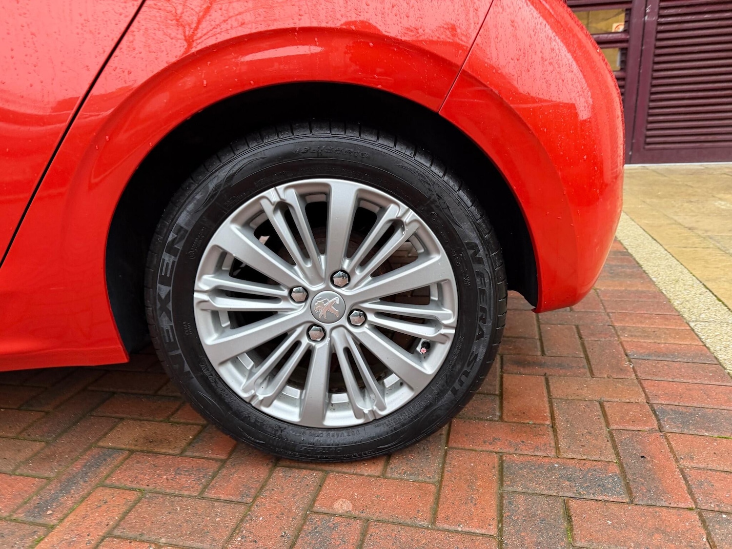 Used Peugeot 208 2017 for sale - 77130635: Photo 32