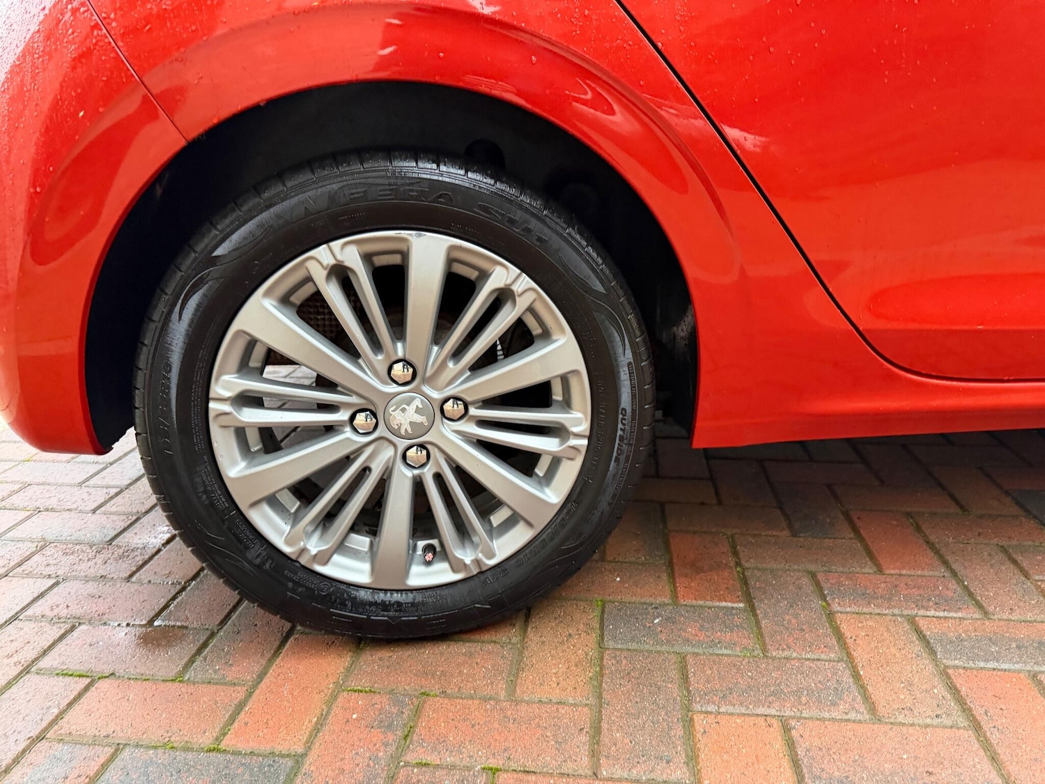 Used Peugeot 208 2017 for sale - 77130635: Photo 33