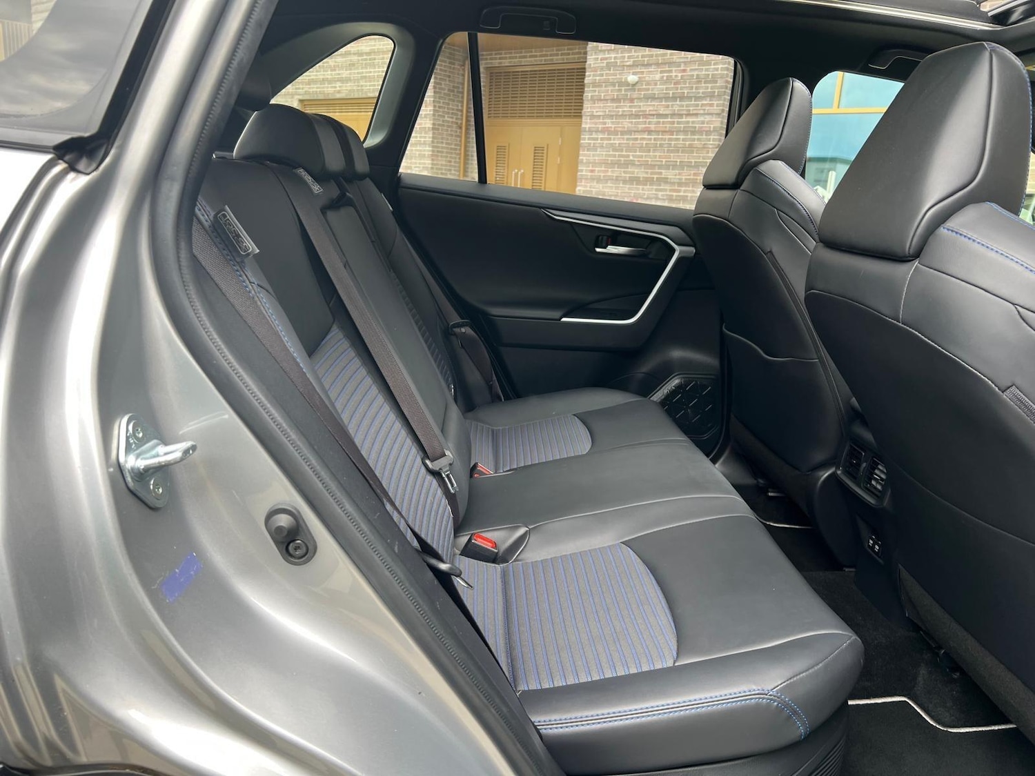 Used Toyota RAV4 2019 for sale - 78086918: Photo 27