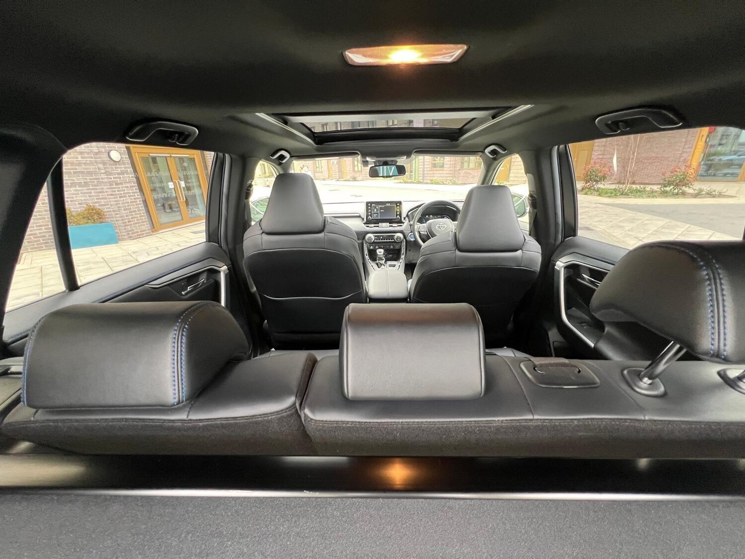 Used Toyota RAV4 2019 for sale - 78086918: Photo 38