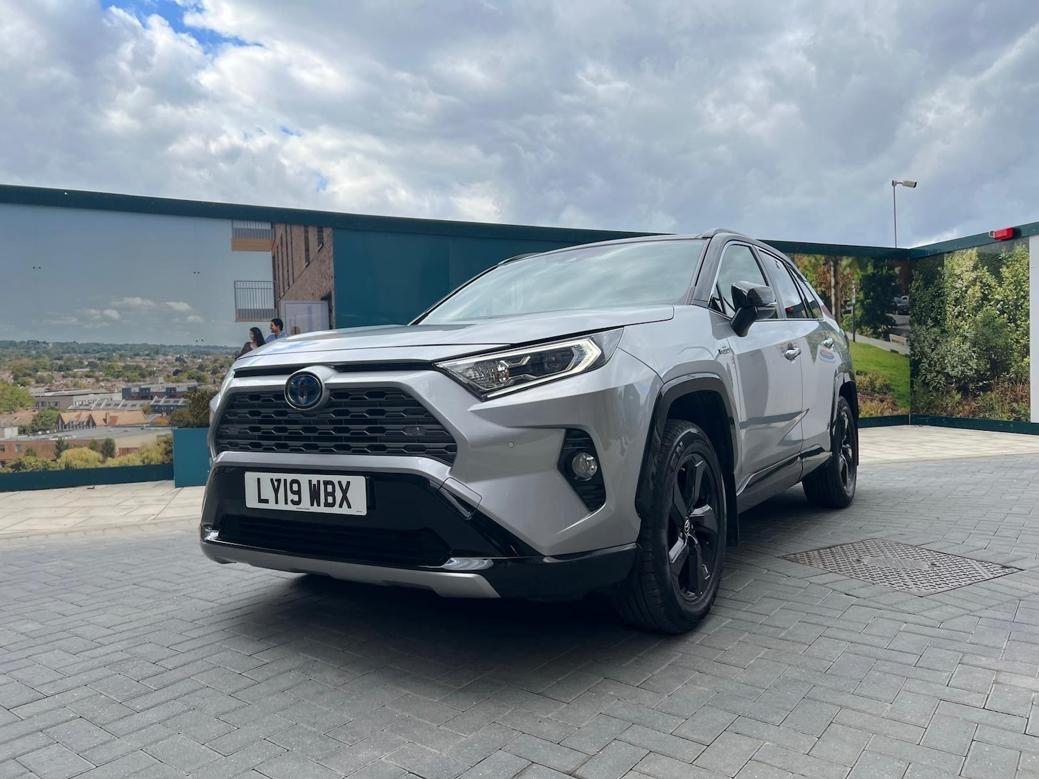 Used Toyota RAV4 2019 for sale - 78086918: Photo 8