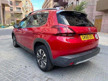 Used Peugeot 2008 2018 for sale - 79475312: Photo