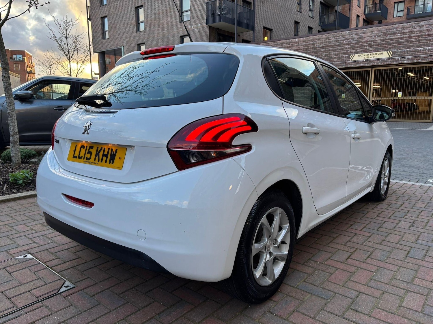 Used Peugeot 208 2015 for sale - 77825021: Photo 21