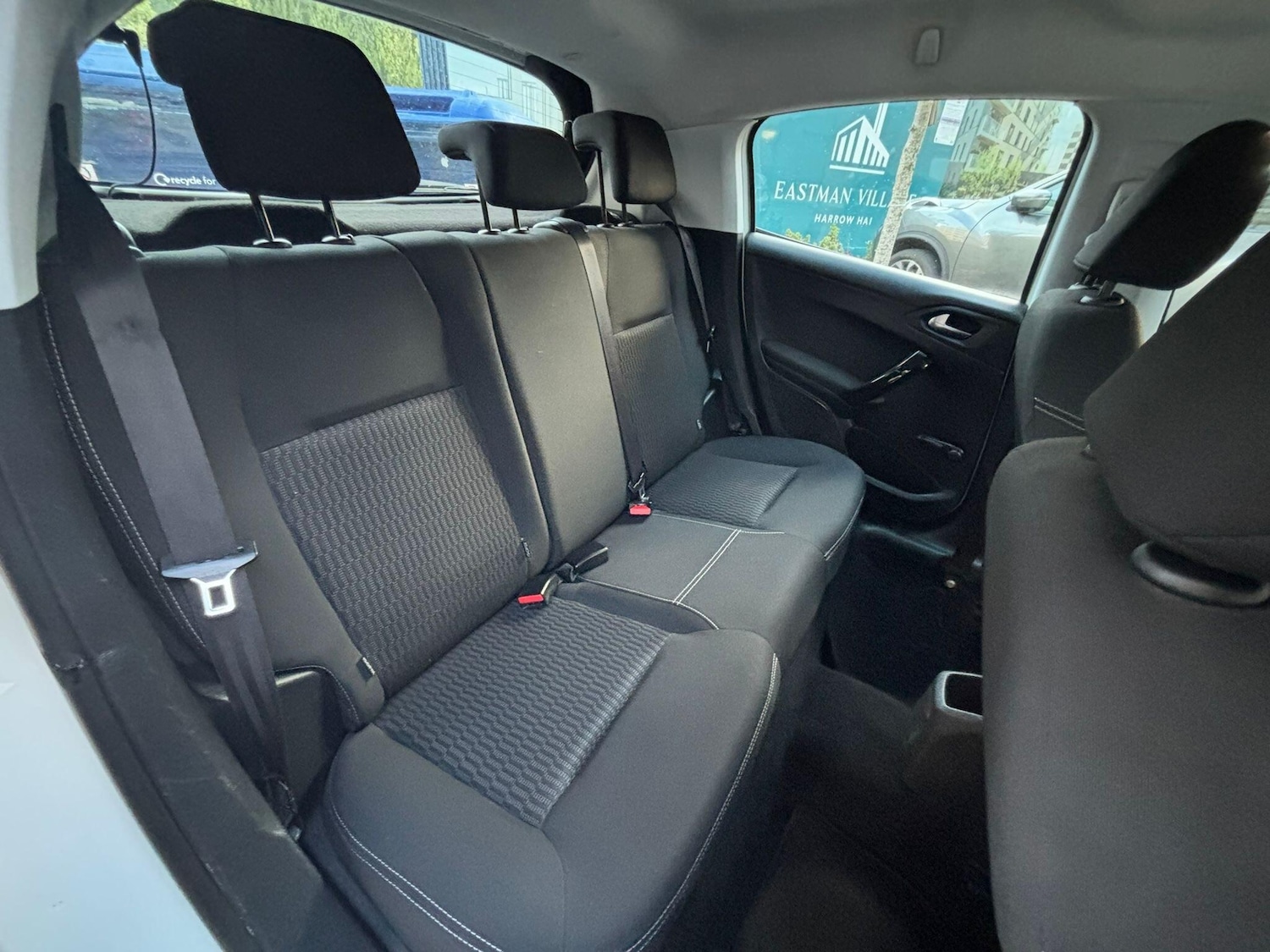 Used Peugeot 208 2015 for sale - 77825021: Photo 32