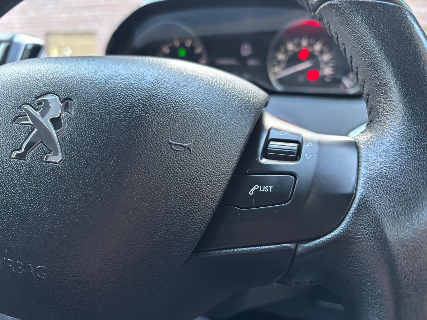 Used Peugeot 208 2015 for sale - 77825021: Photo 34