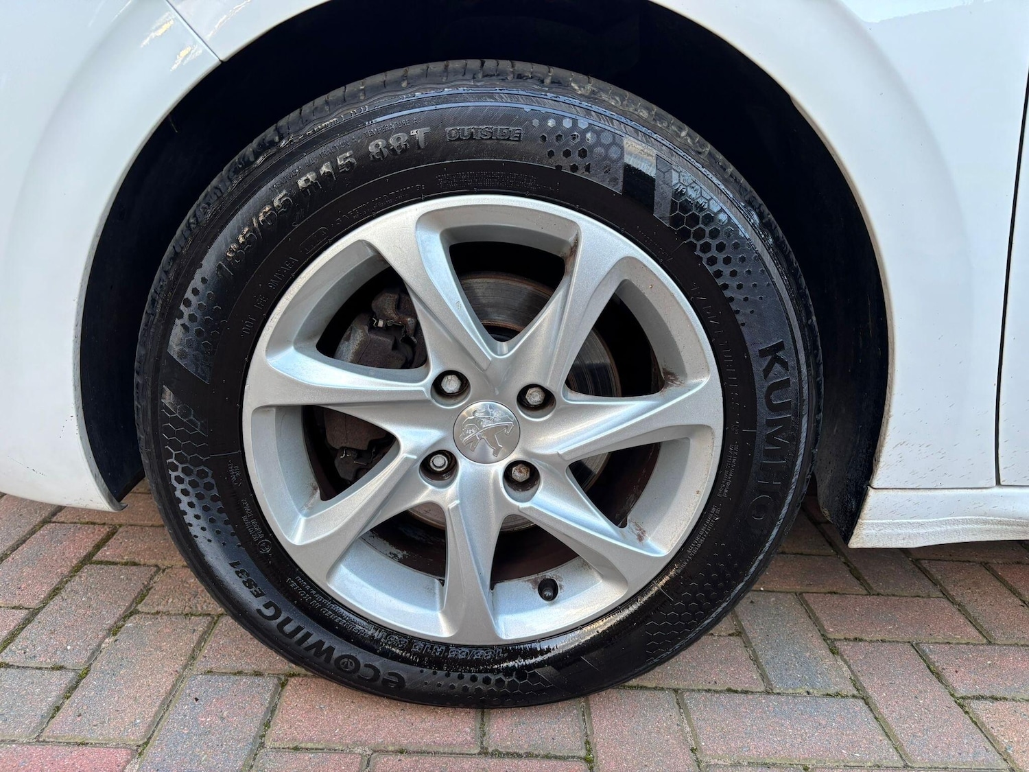 Used Peugeot 208 2015 for sale - 77825021: Photo 40