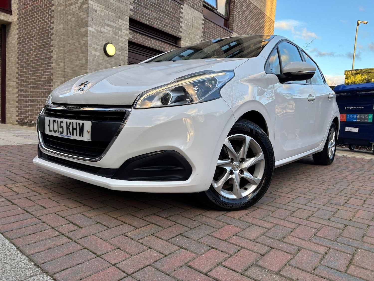 Used Peugeot 208 2015 for sale - 77825021: Photo 6